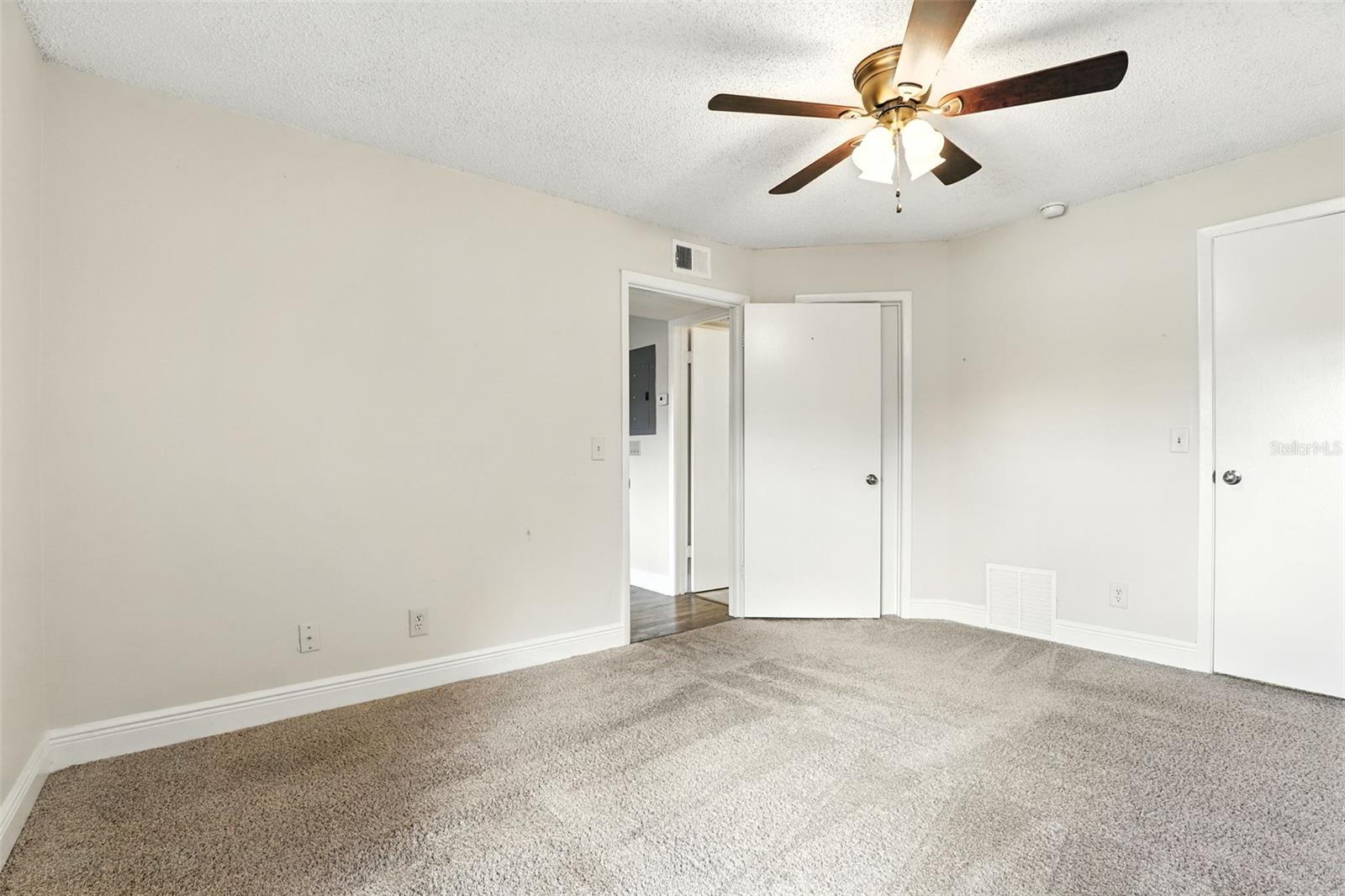 LAKEWOOD PARK A CONDO - Residential