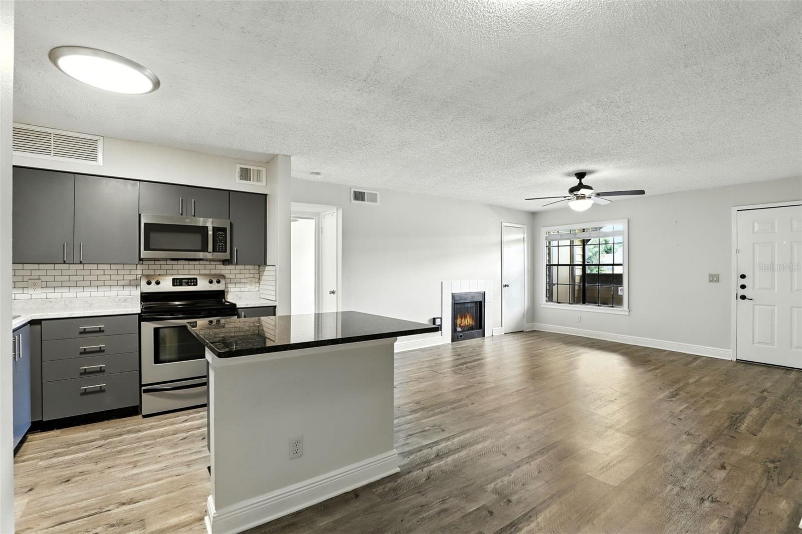 LAKEWOOD PARK A CONDO - Residential