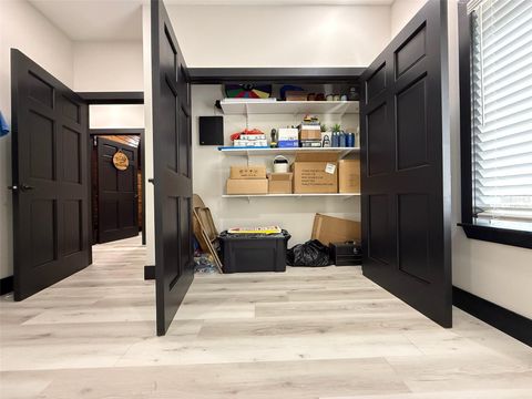 Tiny photo for 154 SE 7th Avenue, Crystal River, FL 34429 (MLS # OM700523)