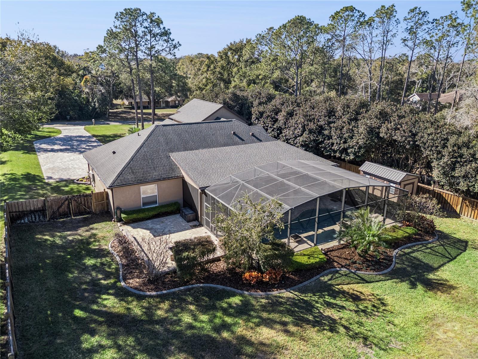 7611 EARLWOOD AVENUE