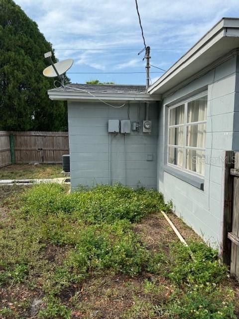 A home in PORT RICHEY