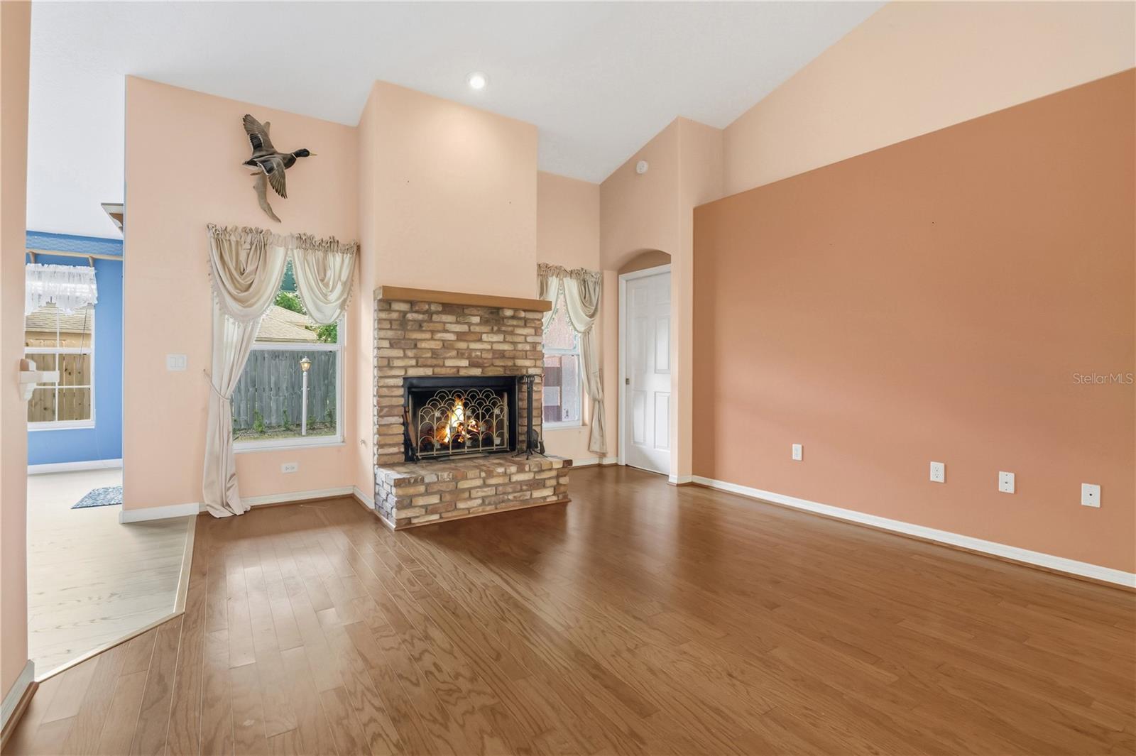 LEESBURG LAKE POINTE AT SUMMIT - Residential