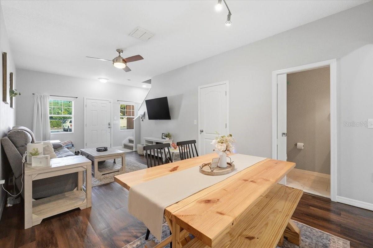 AUTUMNWOOD GROVE - Residential