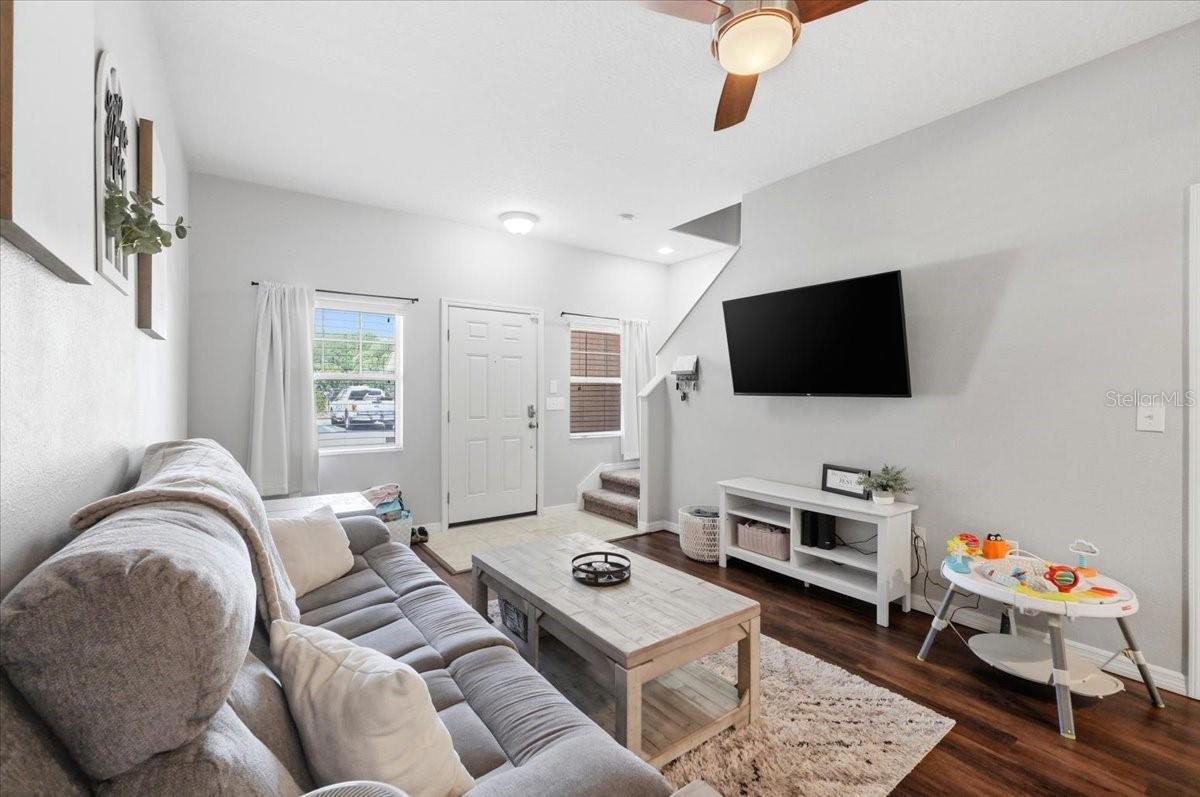 AUTUMNWOOD GROVE - Residential