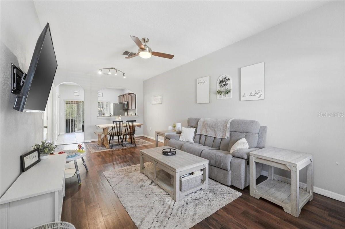 AUTUMNWOOD GROVE - Residential