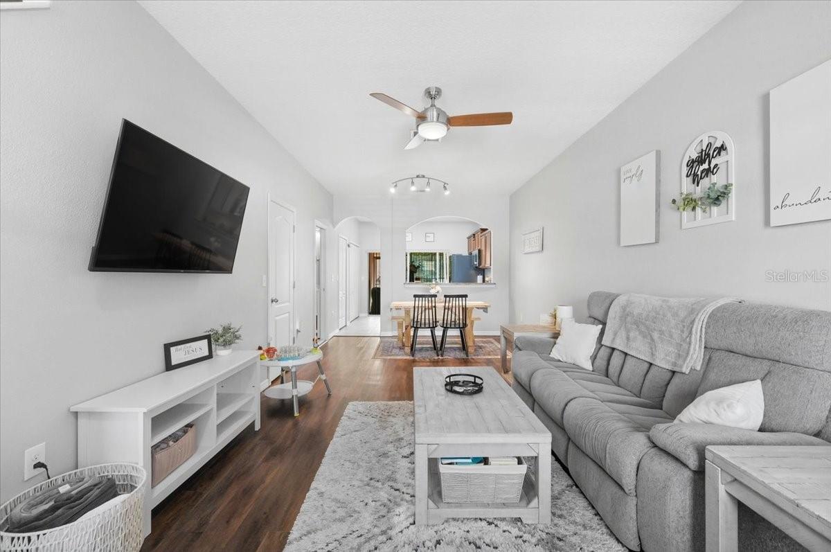 AUTUMNWOOD GROVE - Residential
