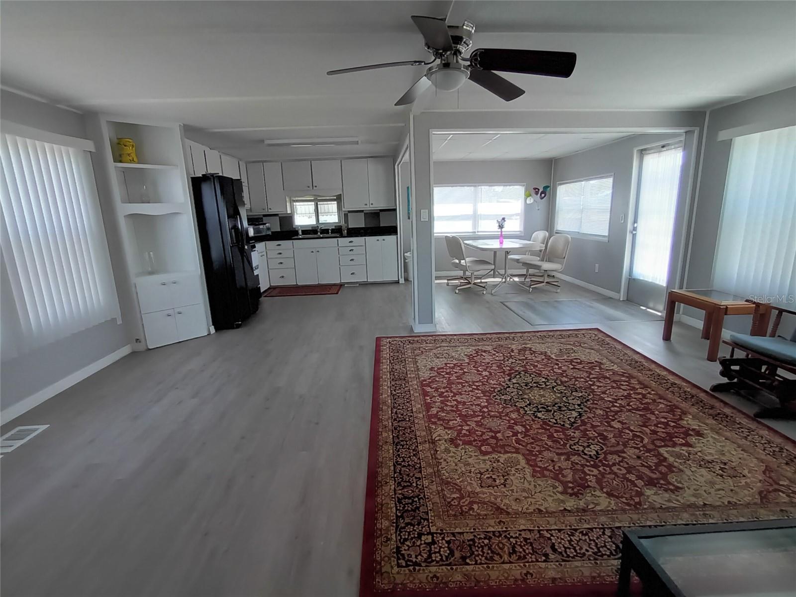 TRI-PAR ESTATES - Residential