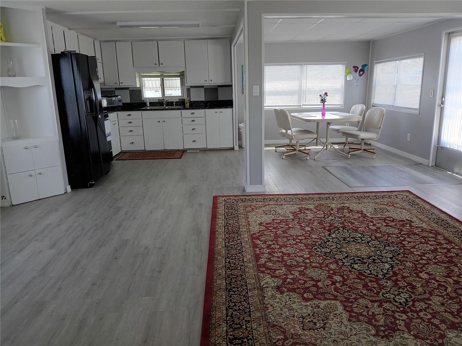 TRI-PAR ESTATES - Residential