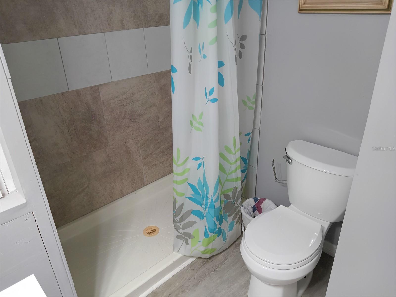 TRI-PAR ESTATES - Residential