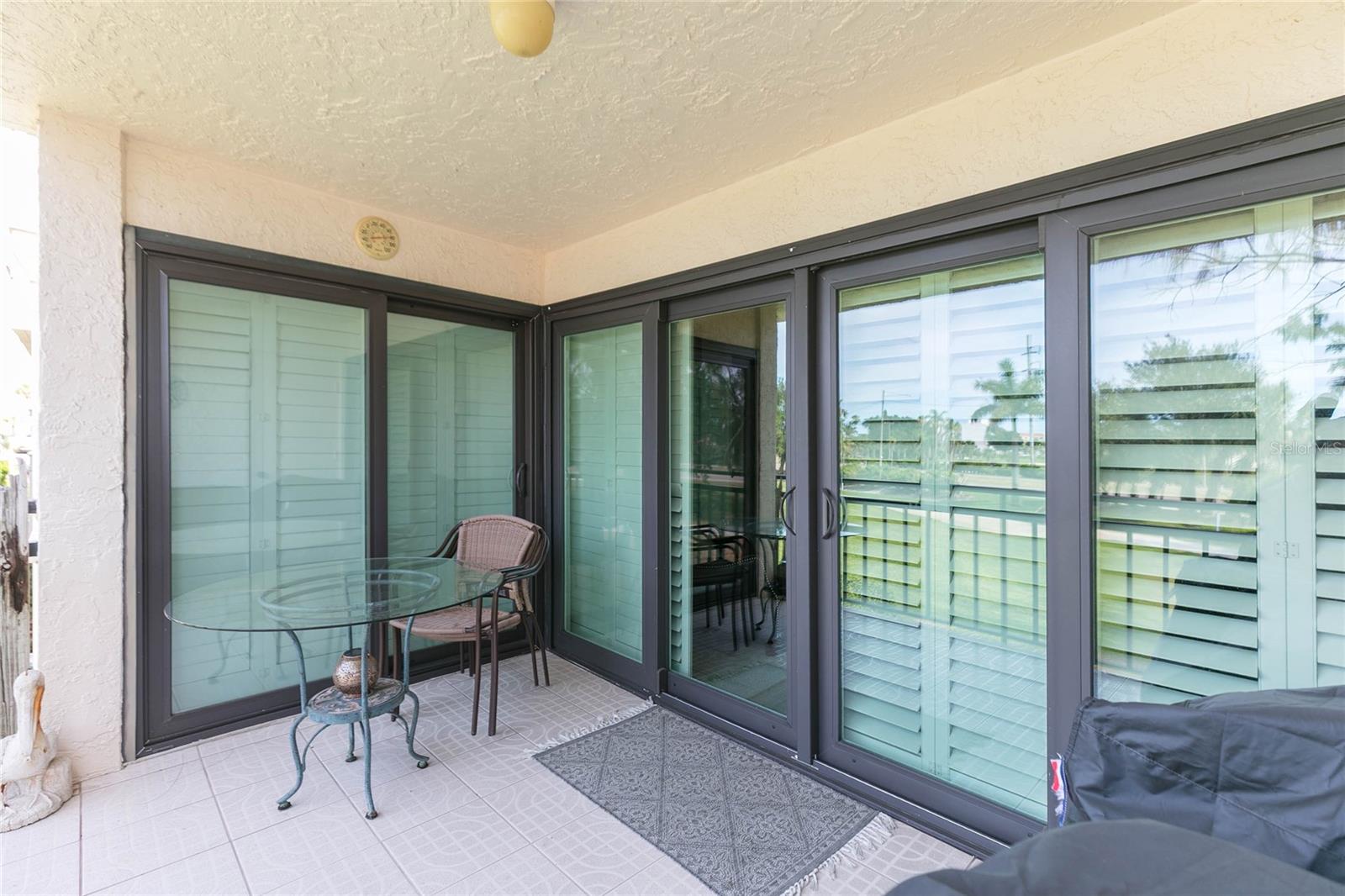 LA PUERTA DEL SOL CONDO - Residential