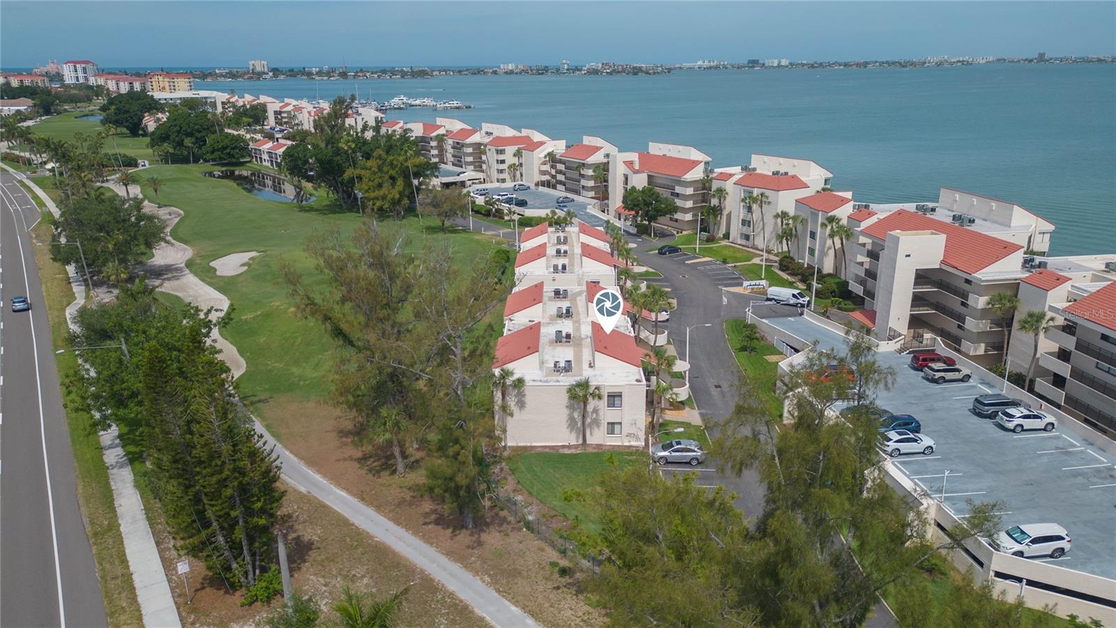 LA PUERTA DEL SOL CONDO - Residential