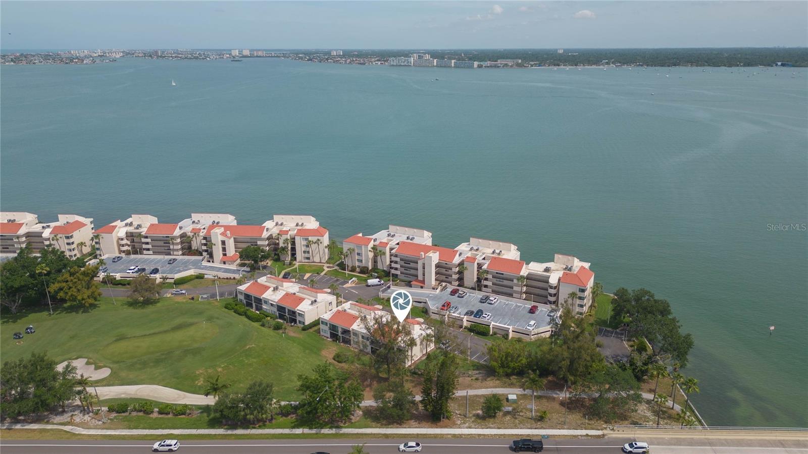LA PUERTA DEL SOL CONDO - Residential