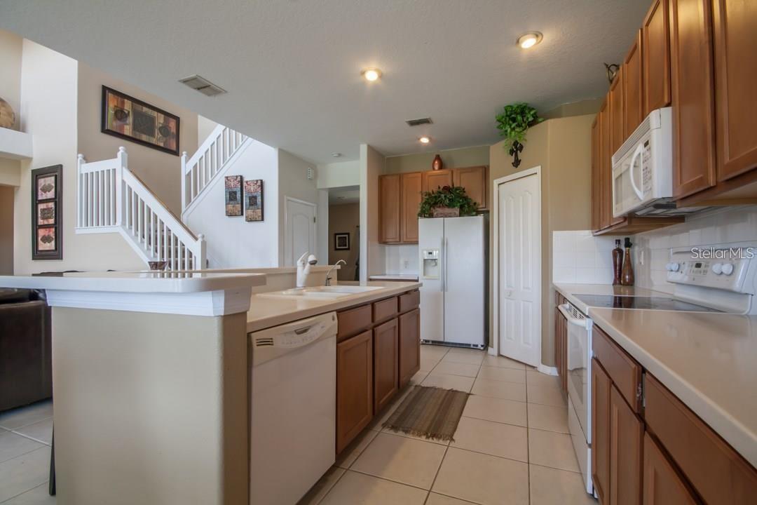 CONCORD STATION PH 01 UNITS A & B - Residential