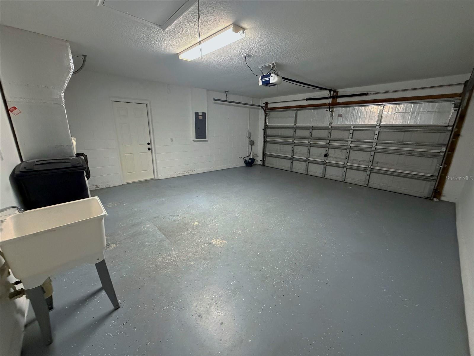 PINE GROVE SEC 28 - Residential Lease