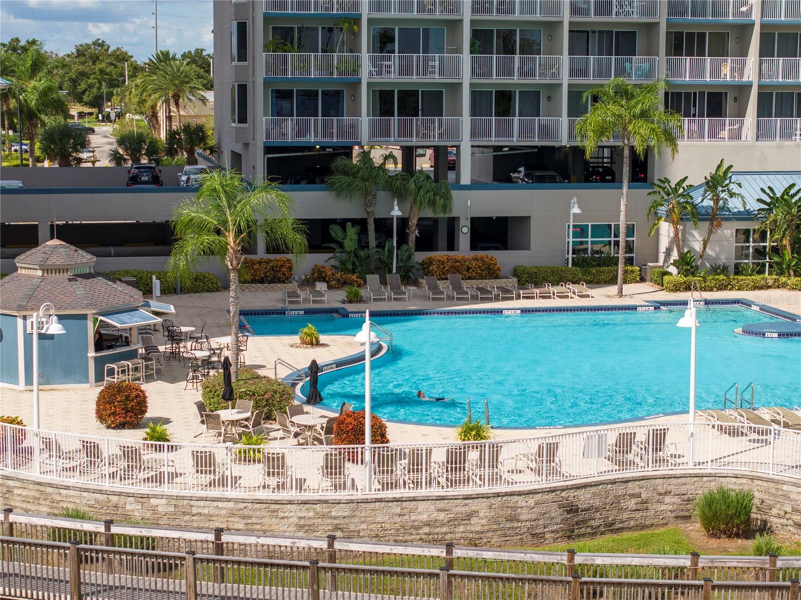 BLUE HERON BEACH RESIDENCE TOWER I - Residential