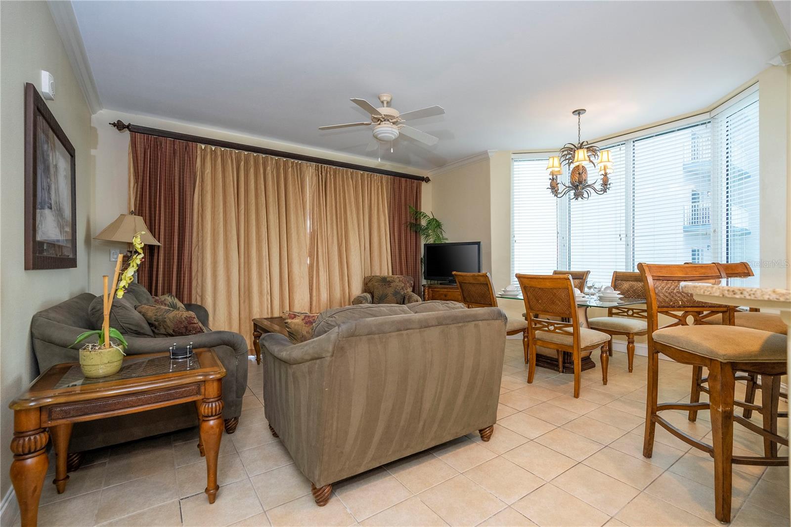 BLUE HERON BEACH RESIDENCE TOWER I - Residential