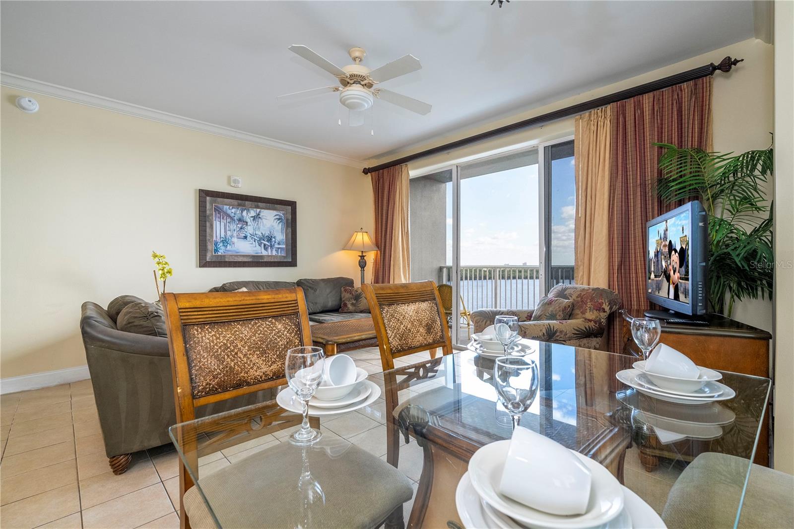 BLUE HERON BEACH RESIDENCE TOWER I - Residential