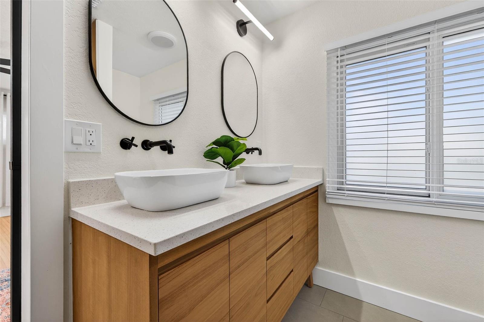 HYDE PARK - Residential