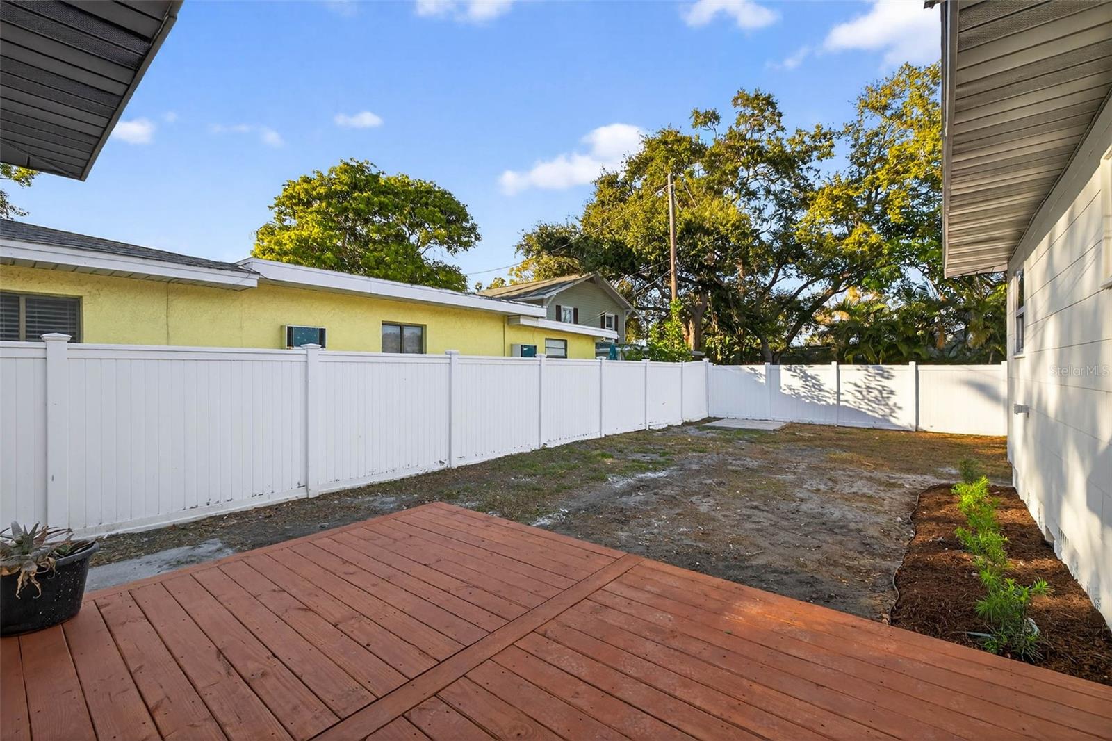 HYDE PARK - Residential