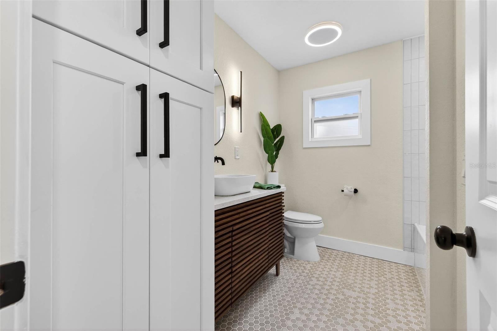 HYDE PARK - Residential