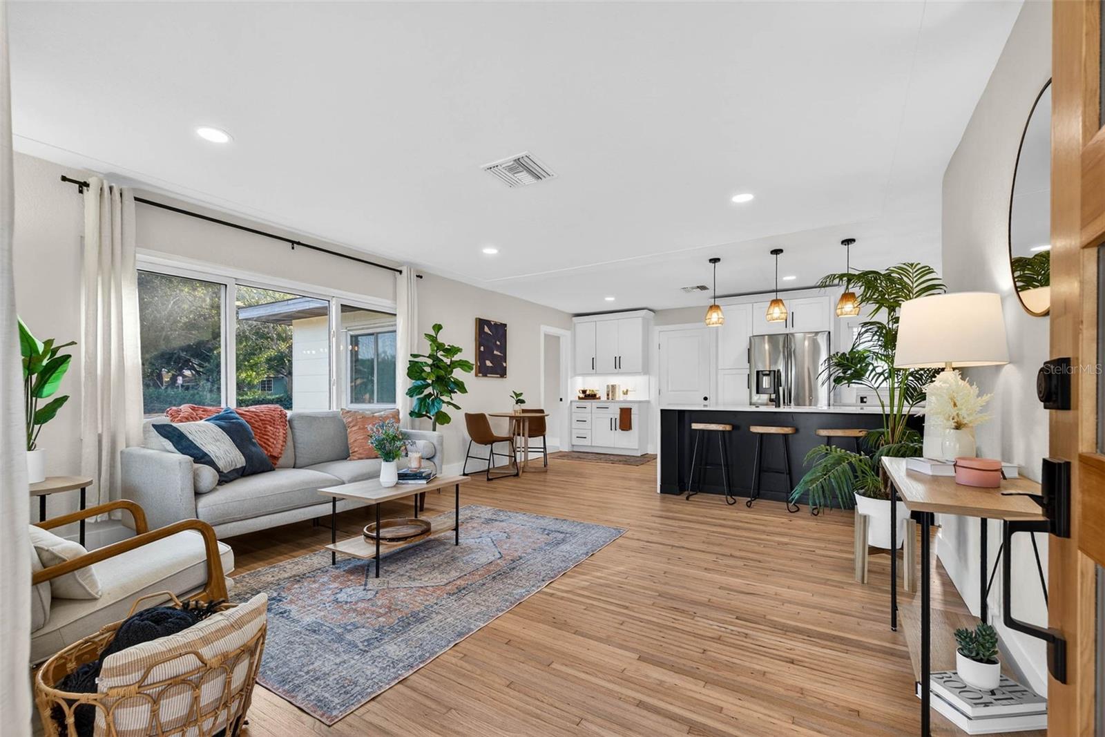 HYDE PARK - Residential