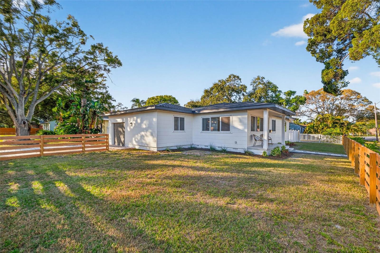 HYDE PARK - Residential