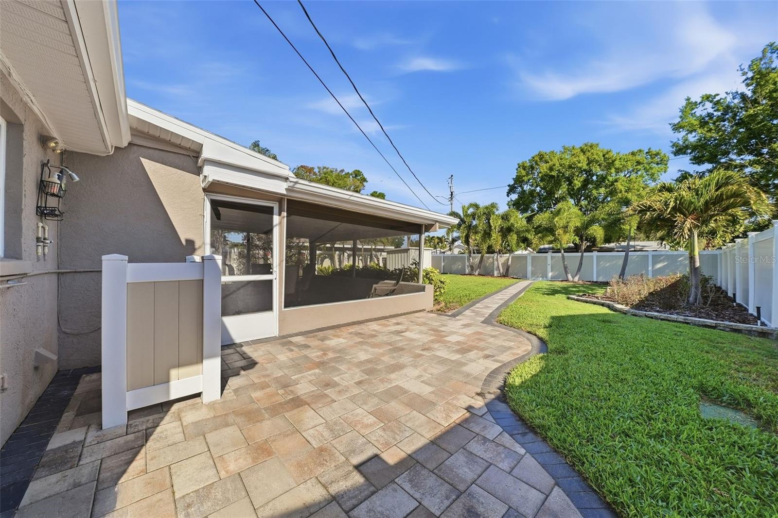 SNELL SHORES MANOR - Residential