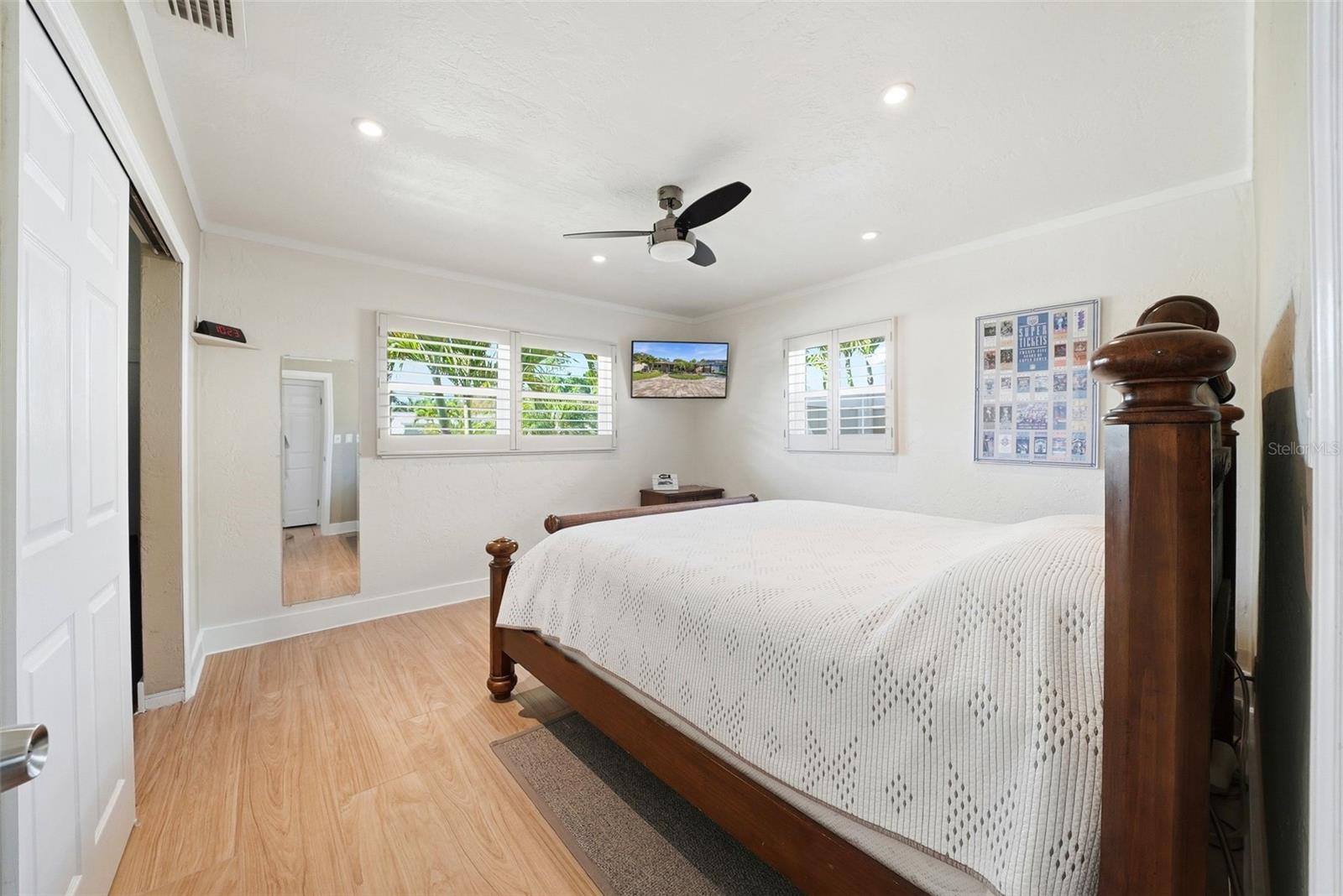 SNELL SHORES MANOR - Residential