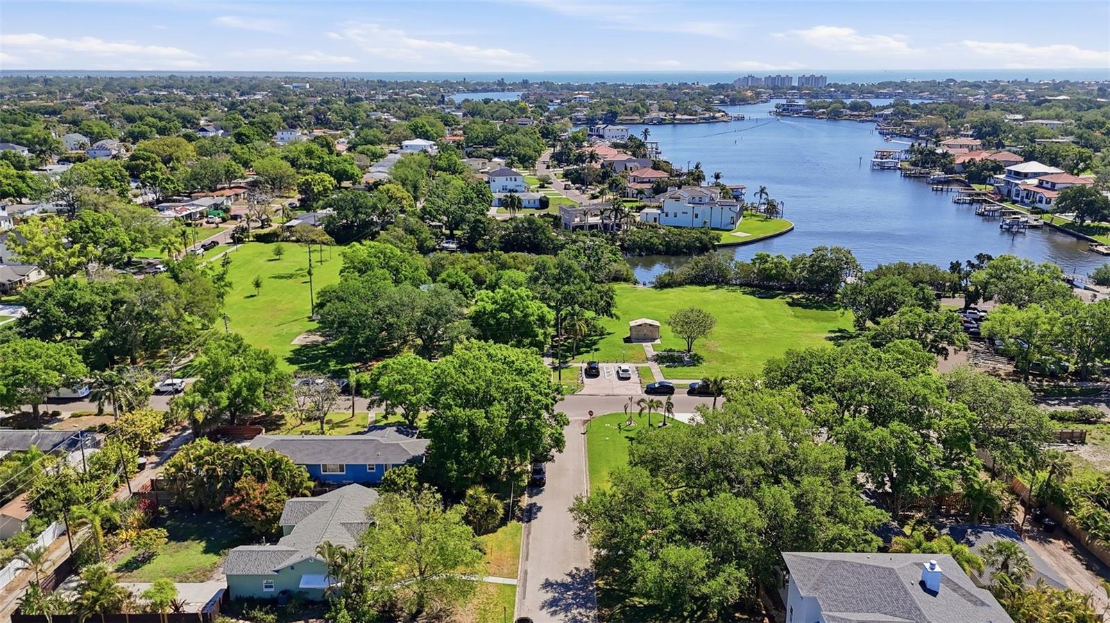 SNELL SHORES MANOR - Residential