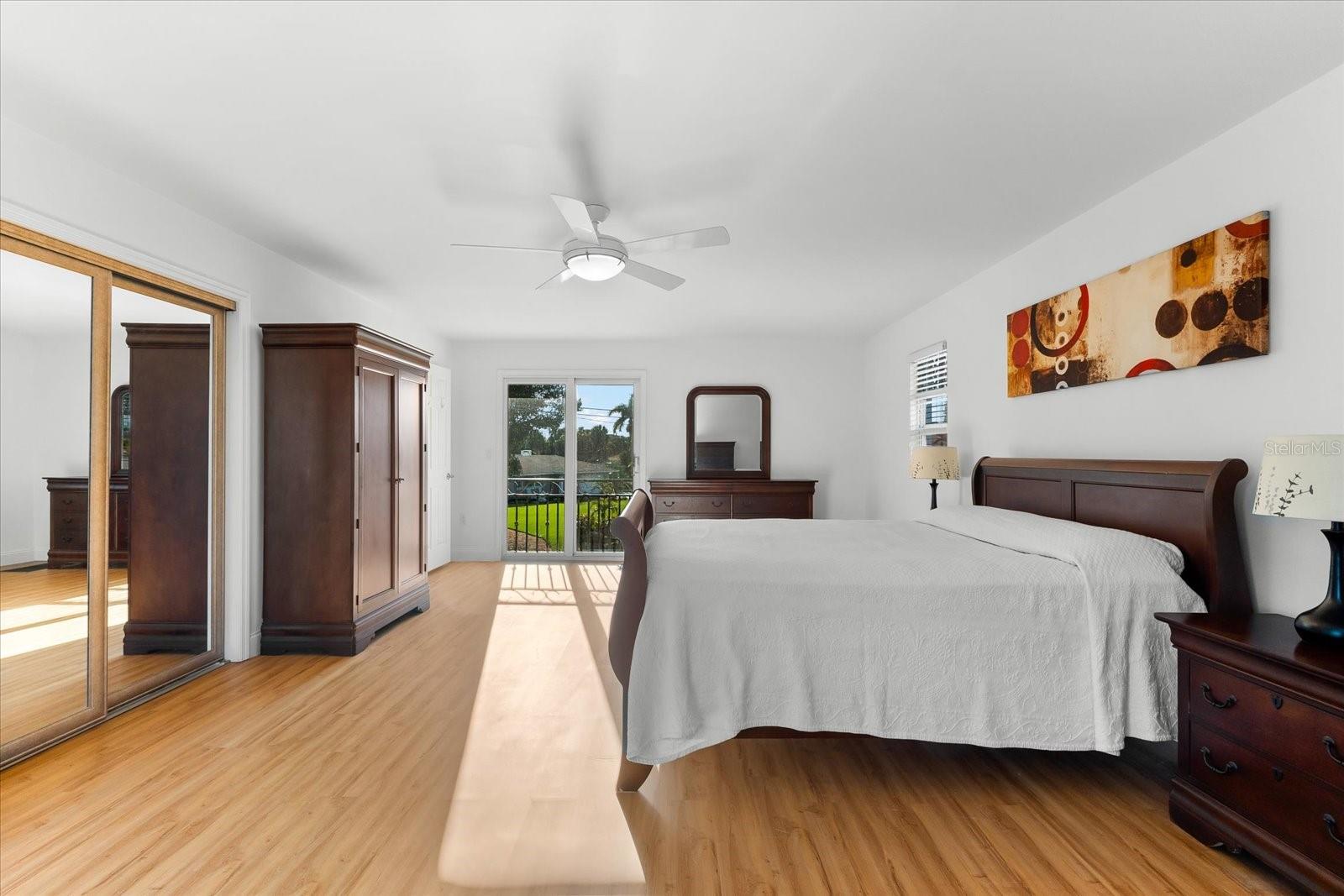 SIESTA ISLES - Residential