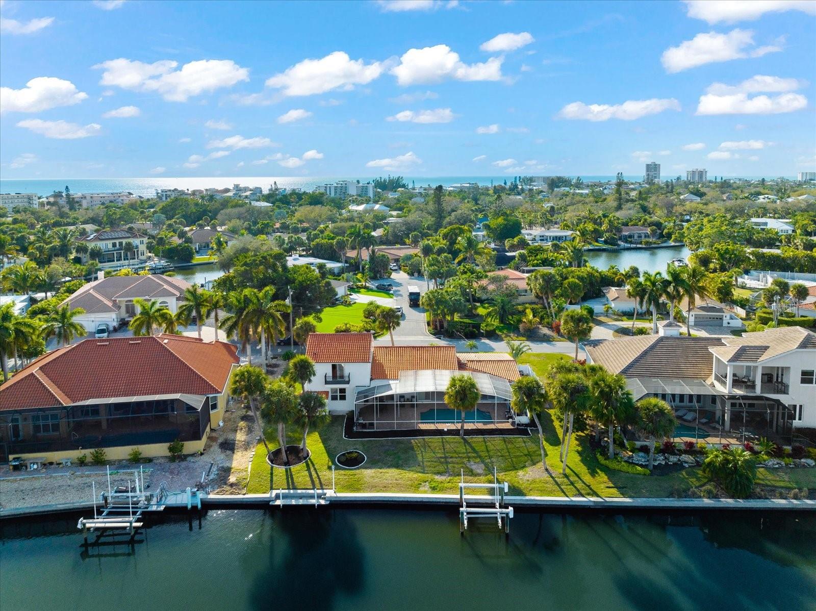 SIESTA ISLES - Residential