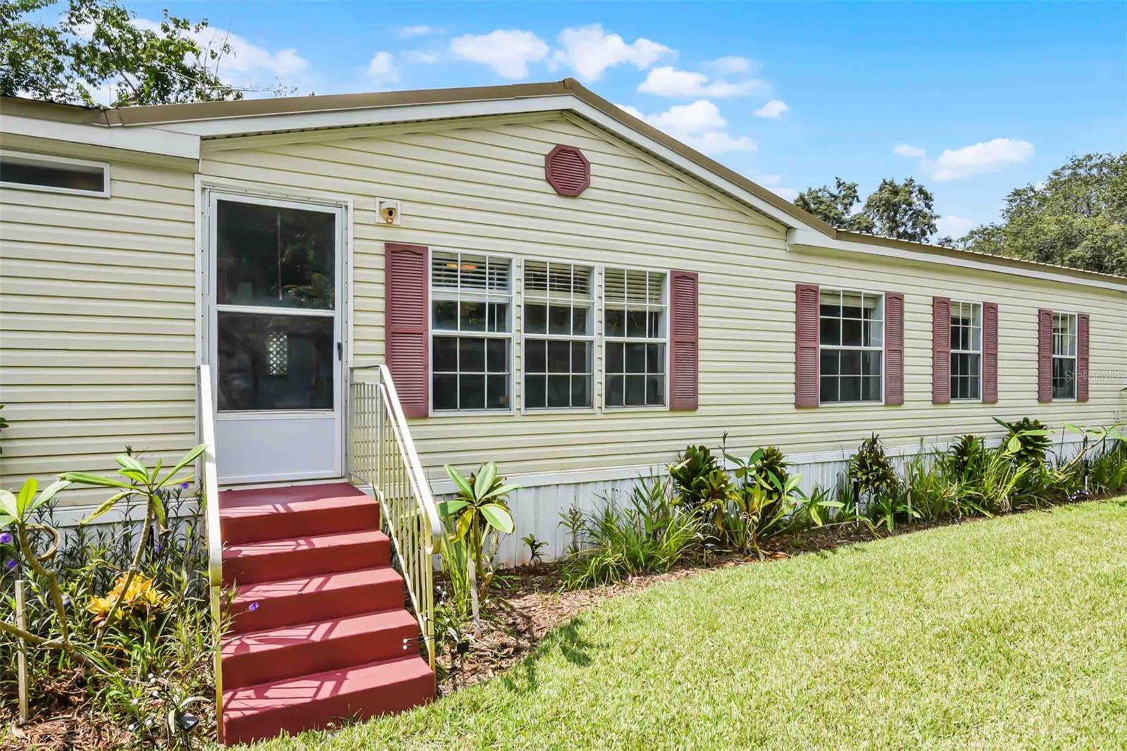 ASTATULA MEADOWS SUB - Residential