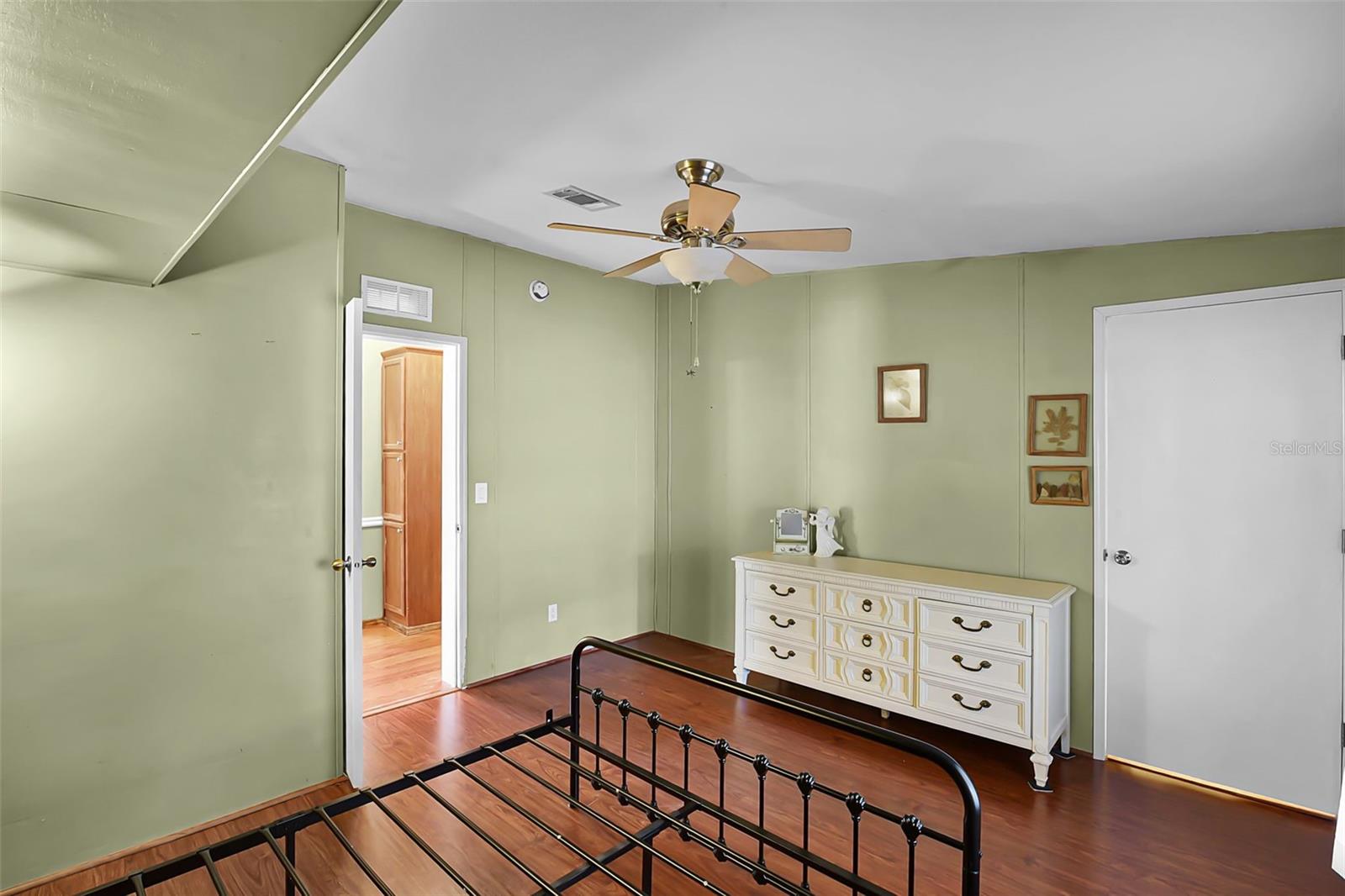 ASTATULA MEADOWS SUB - Residential