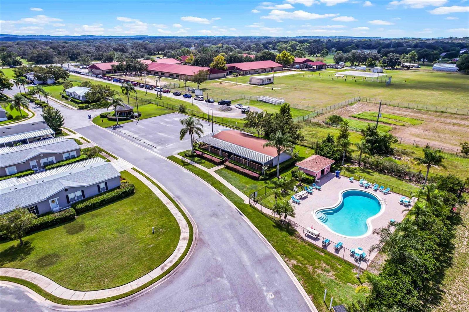 ASTATULA MEADOWS SUB - Residential