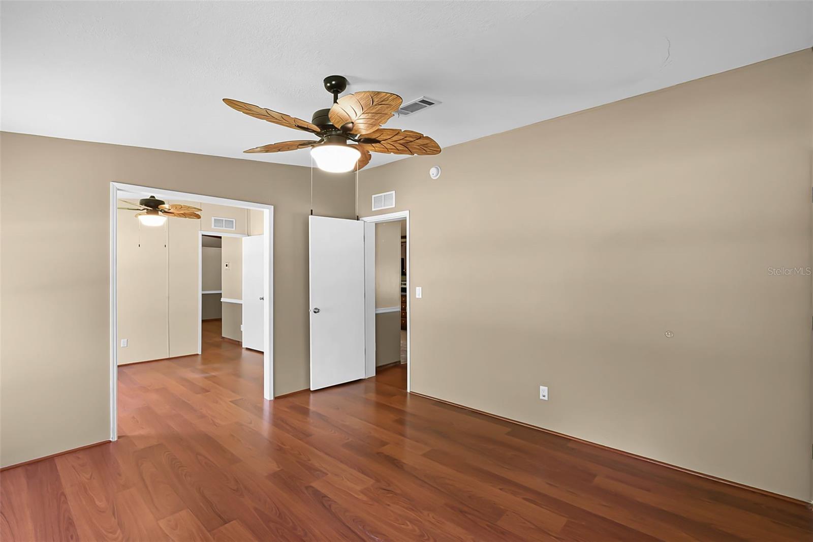 ASTATULA MEADOWS SUB - Residential