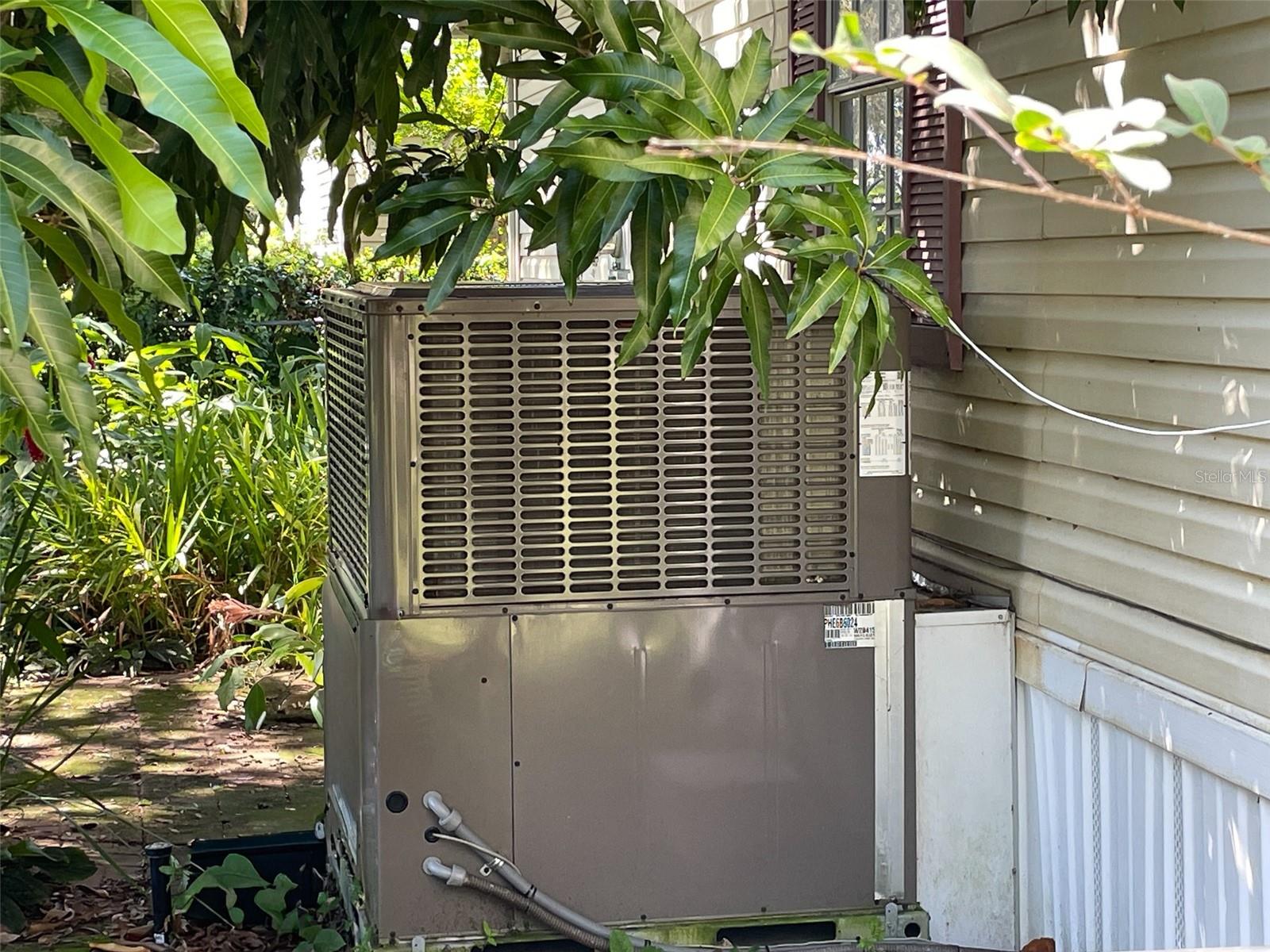 ASTATULA MEADOWS SUB - Residential