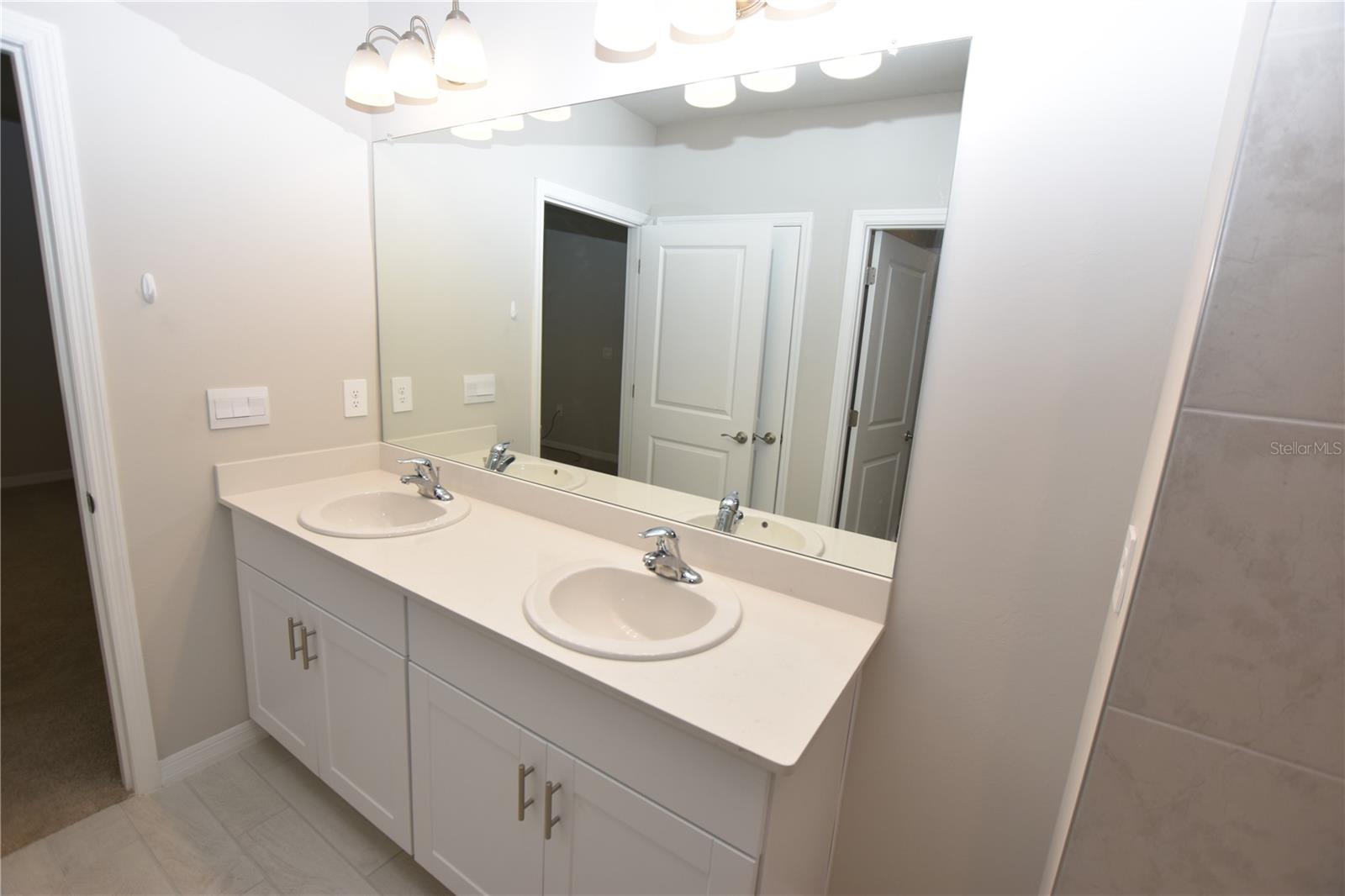 COVE/WEST PORT PH 2 & 3 - Residential