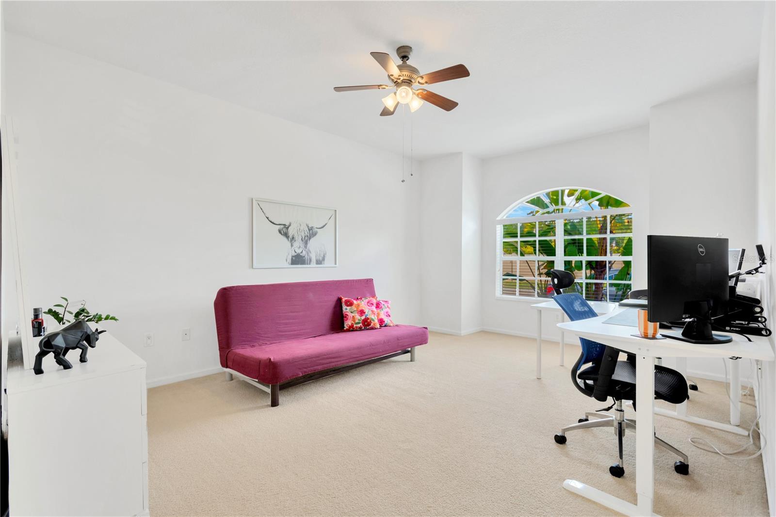 CLUB MANOR EAST OF GRAND HAMPT - Residential