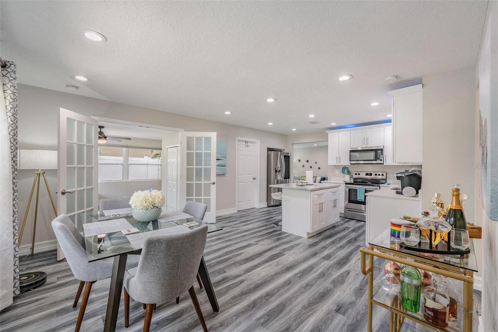 HAMNERS W E ALBIMAR - Residential