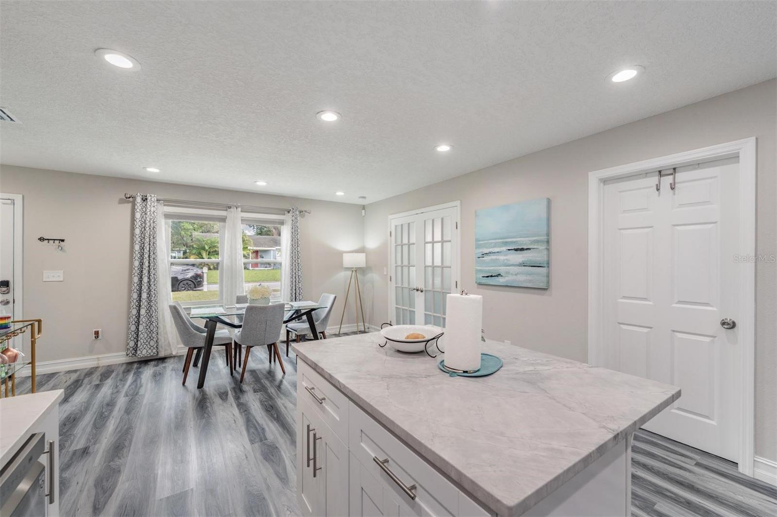 HAMNERS W E ALBIMAR - Residential