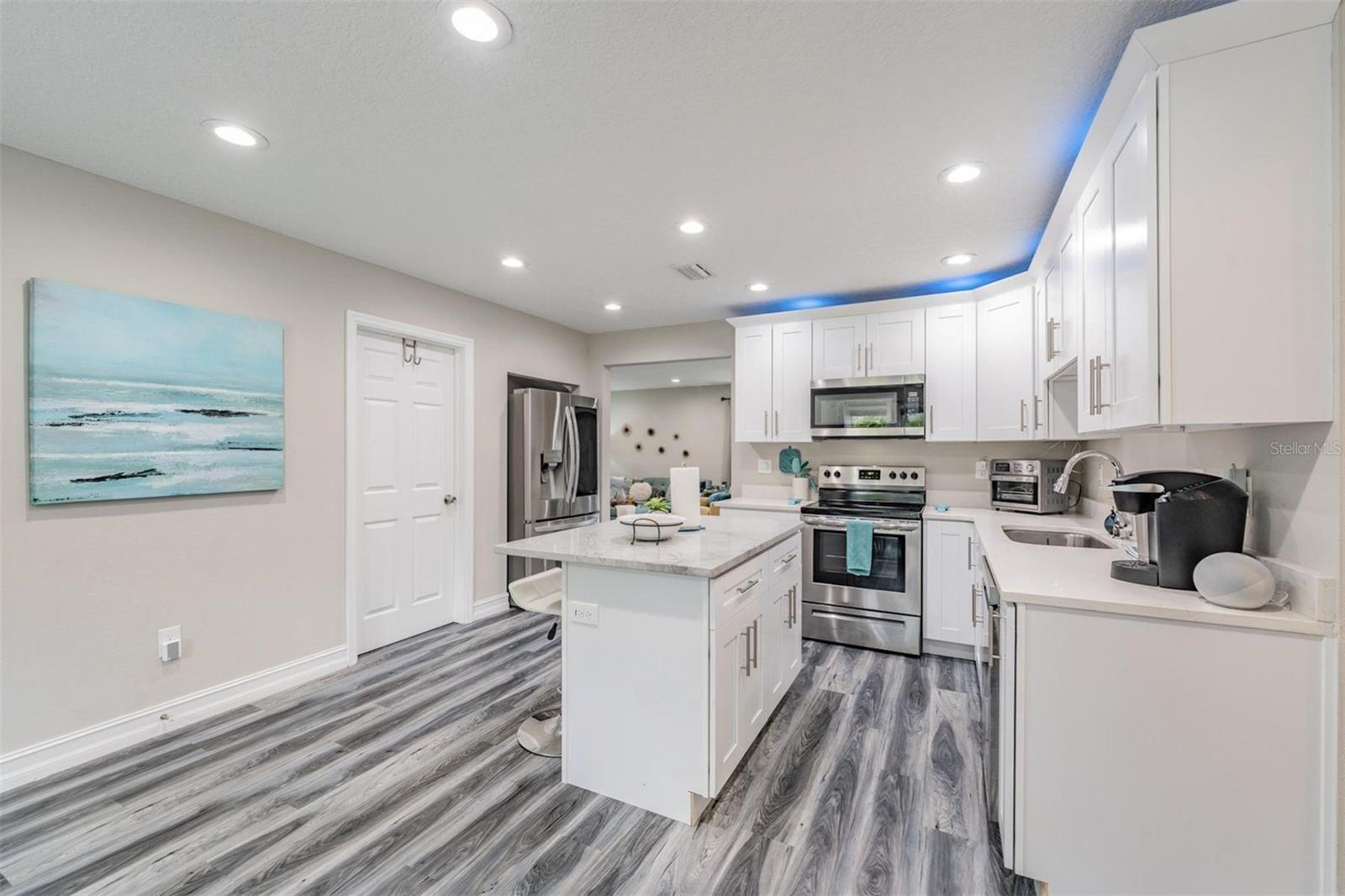 HAMNERS W E ALBIMAR - Residential