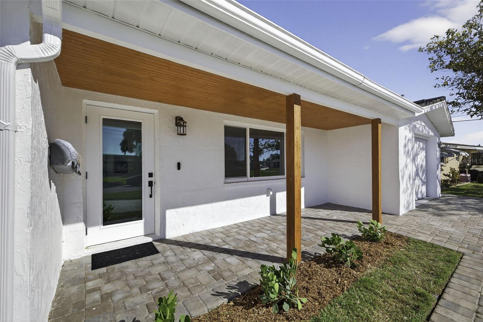LEISURE BEACH - Residential