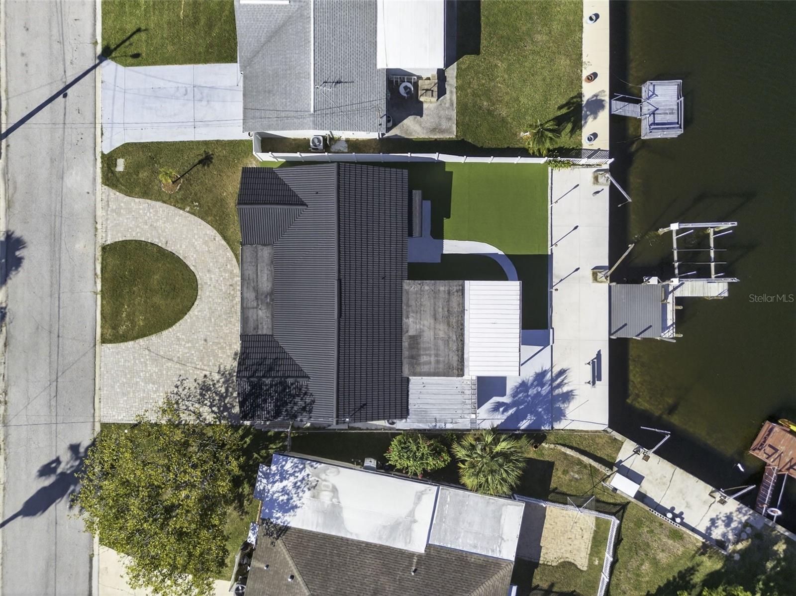 LEISURE BEACH - Residential