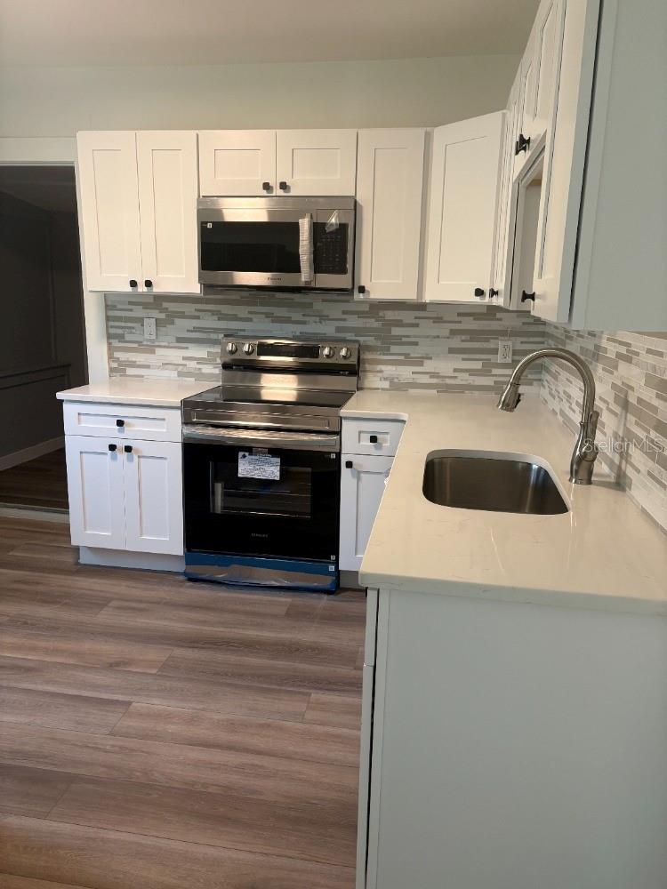 PLAZA PARK ADD CLEARWATER IMPROV CO CORR - Residential