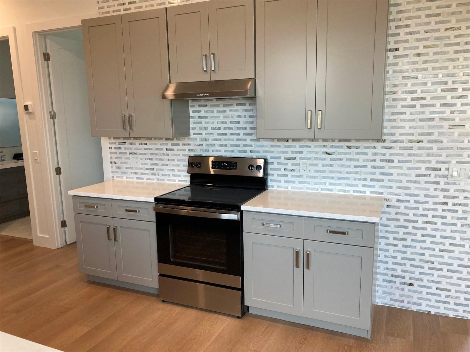 MONTICELLO - Residential