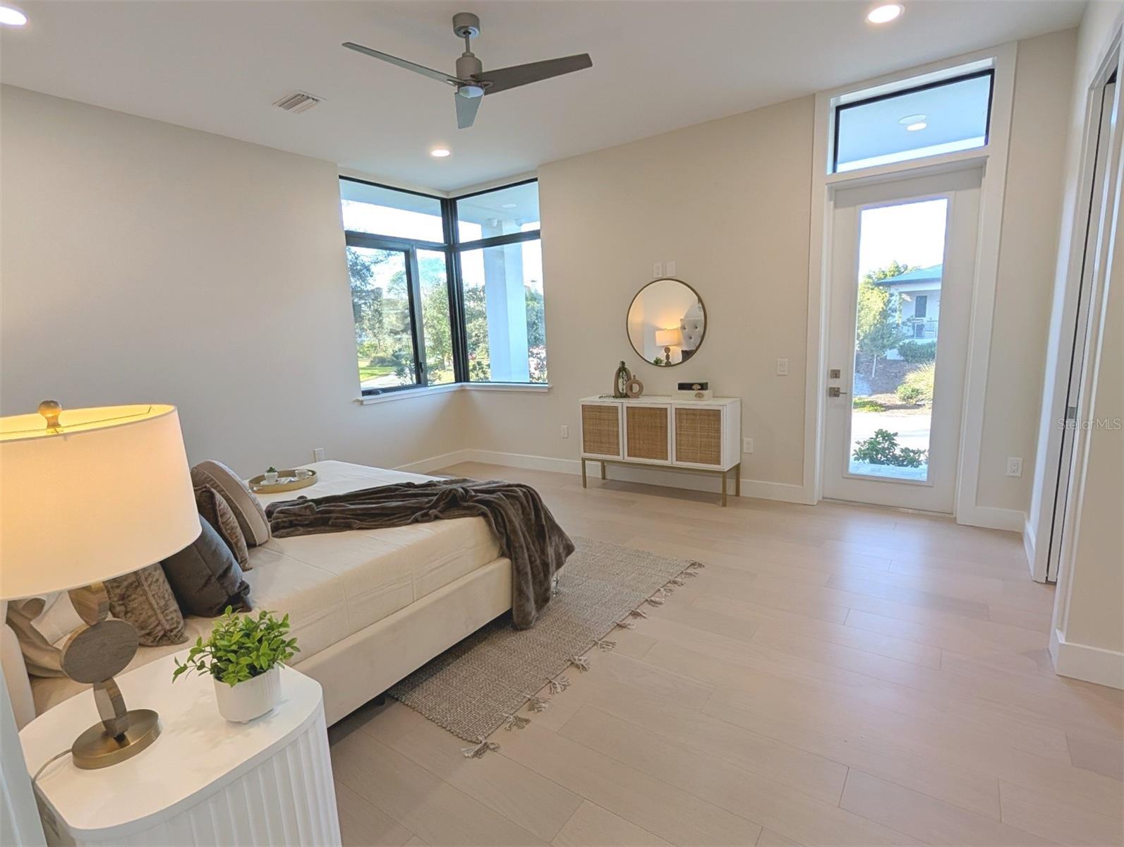 MONTICELLO - Residential