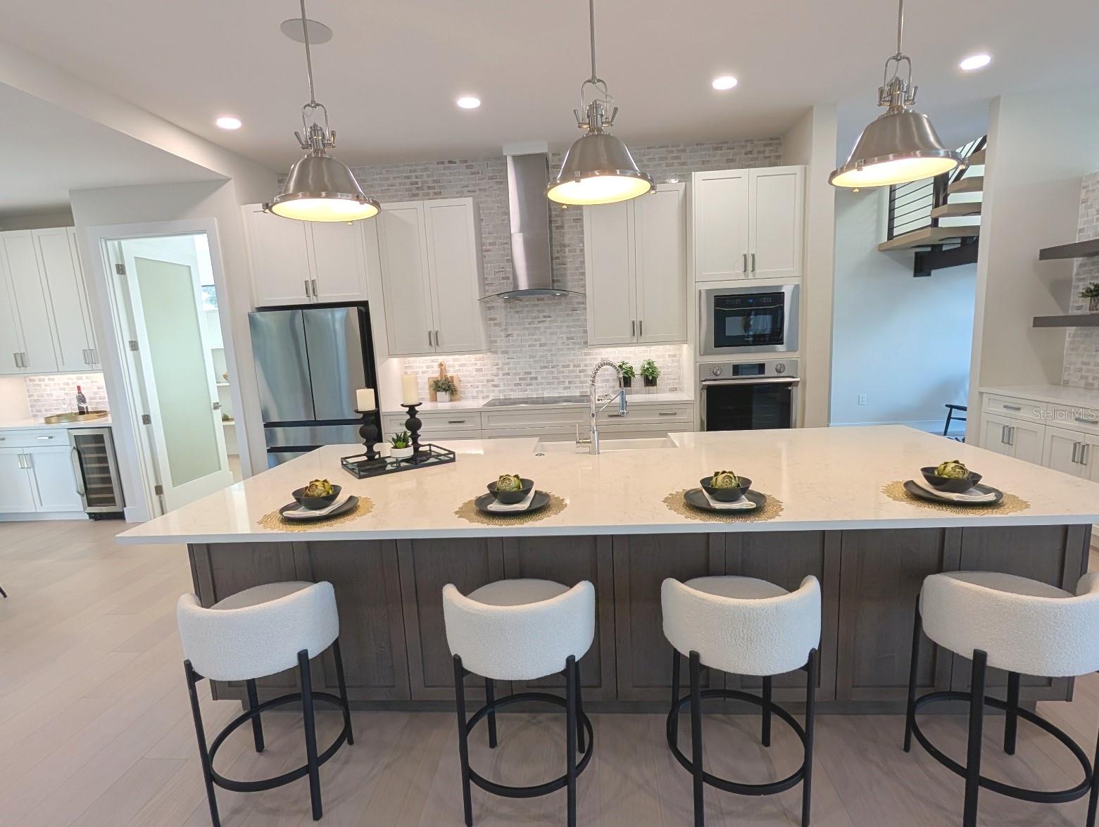 MONTICELLO - Residential