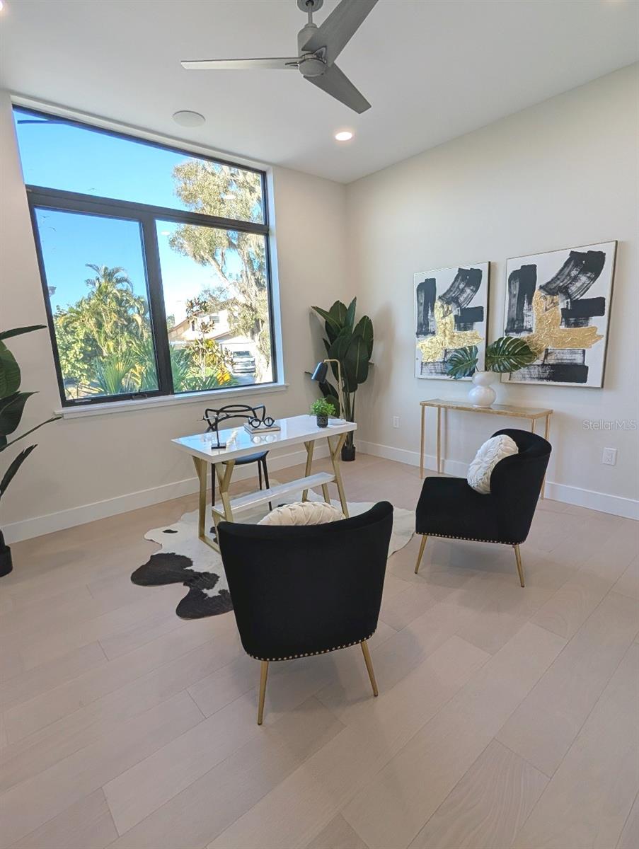 MONTICELLO - Residential