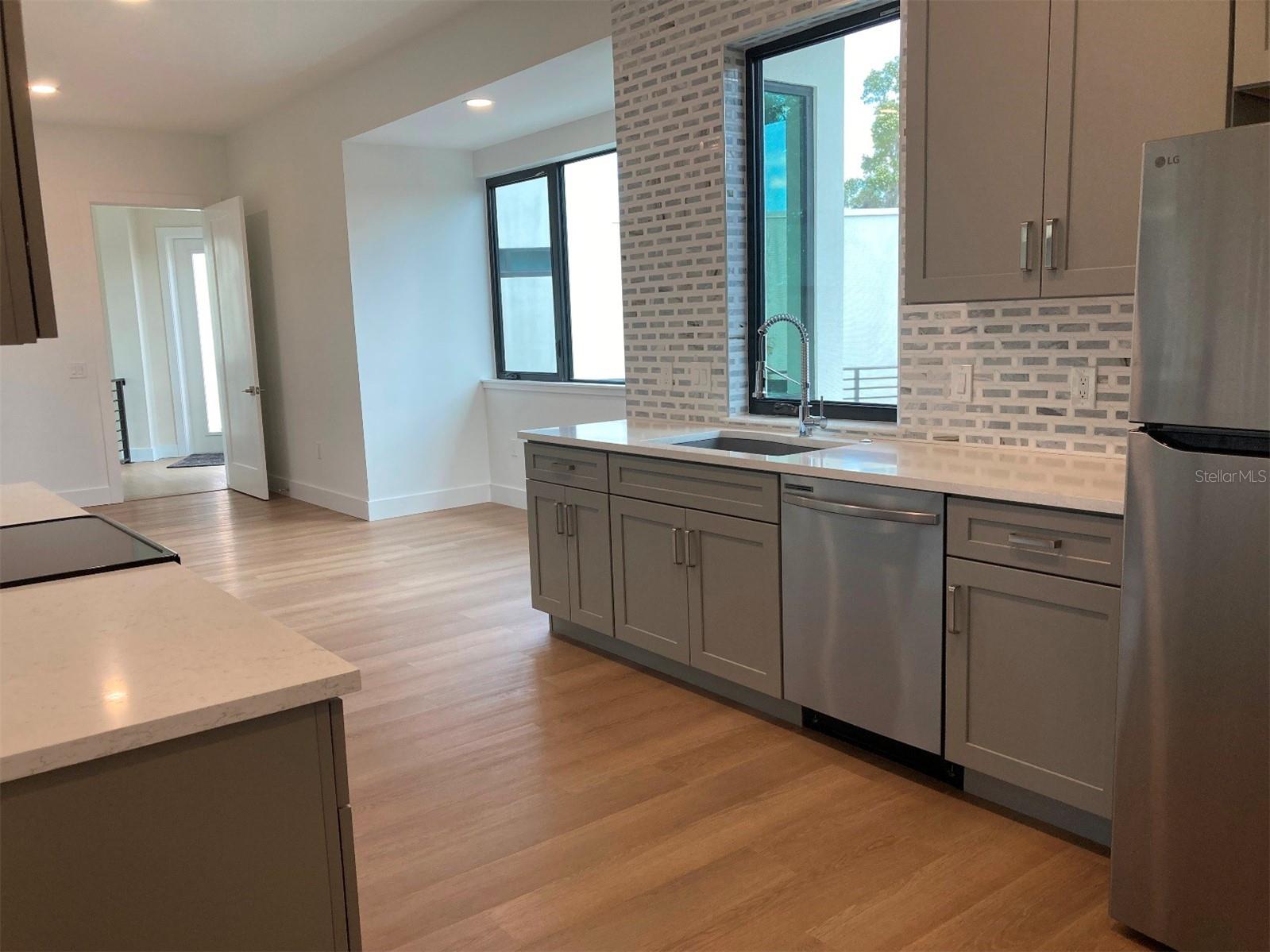 MONTICELLO - Residential