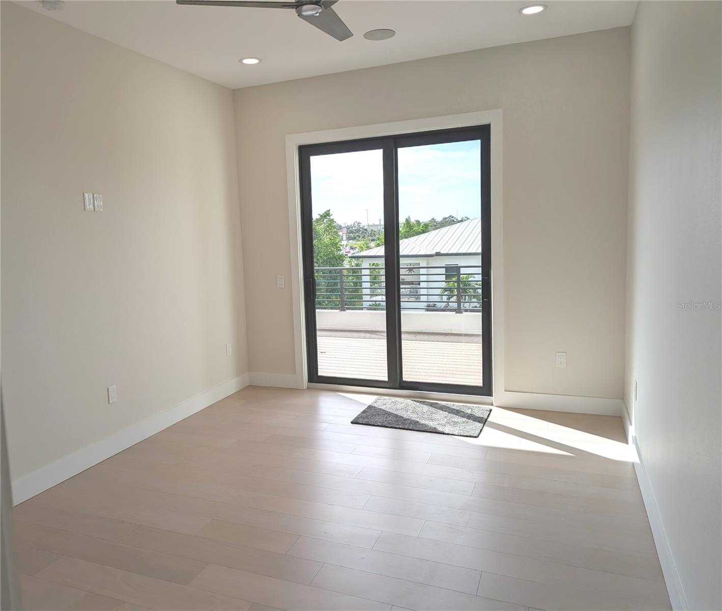 MONTICELLO - Residential